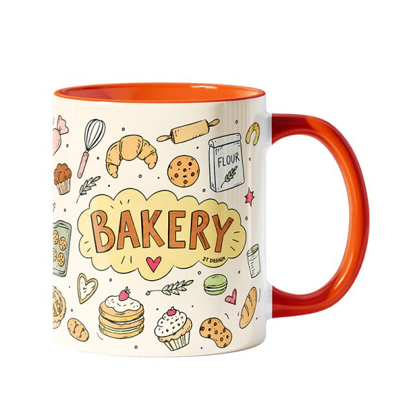 ماگ بیکری Bakery با داخل و دسته‌ی نارنجی و طرح دودل نانوایی روی زمینه‌ی کرم